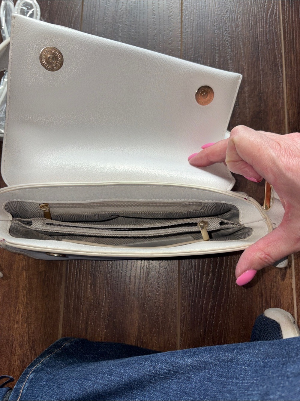 Simons Cream Shoulder Bag - Picture 3 of 9